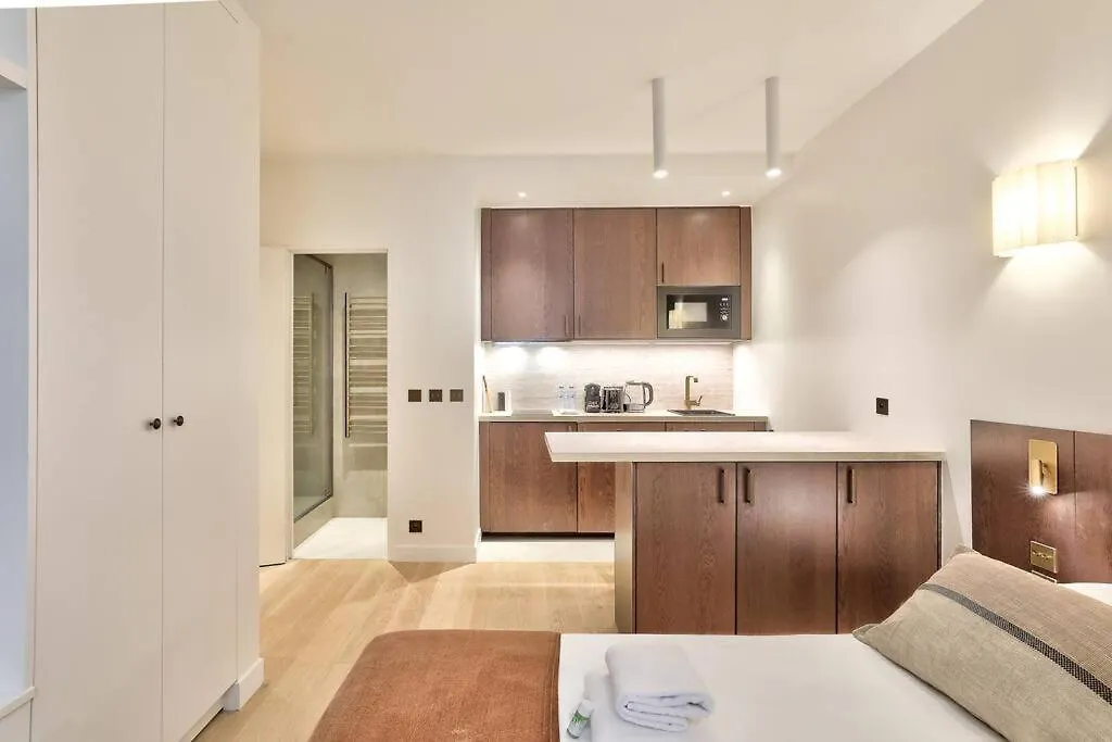 Apartment Sublime Studio Refait A Neuf Paris France